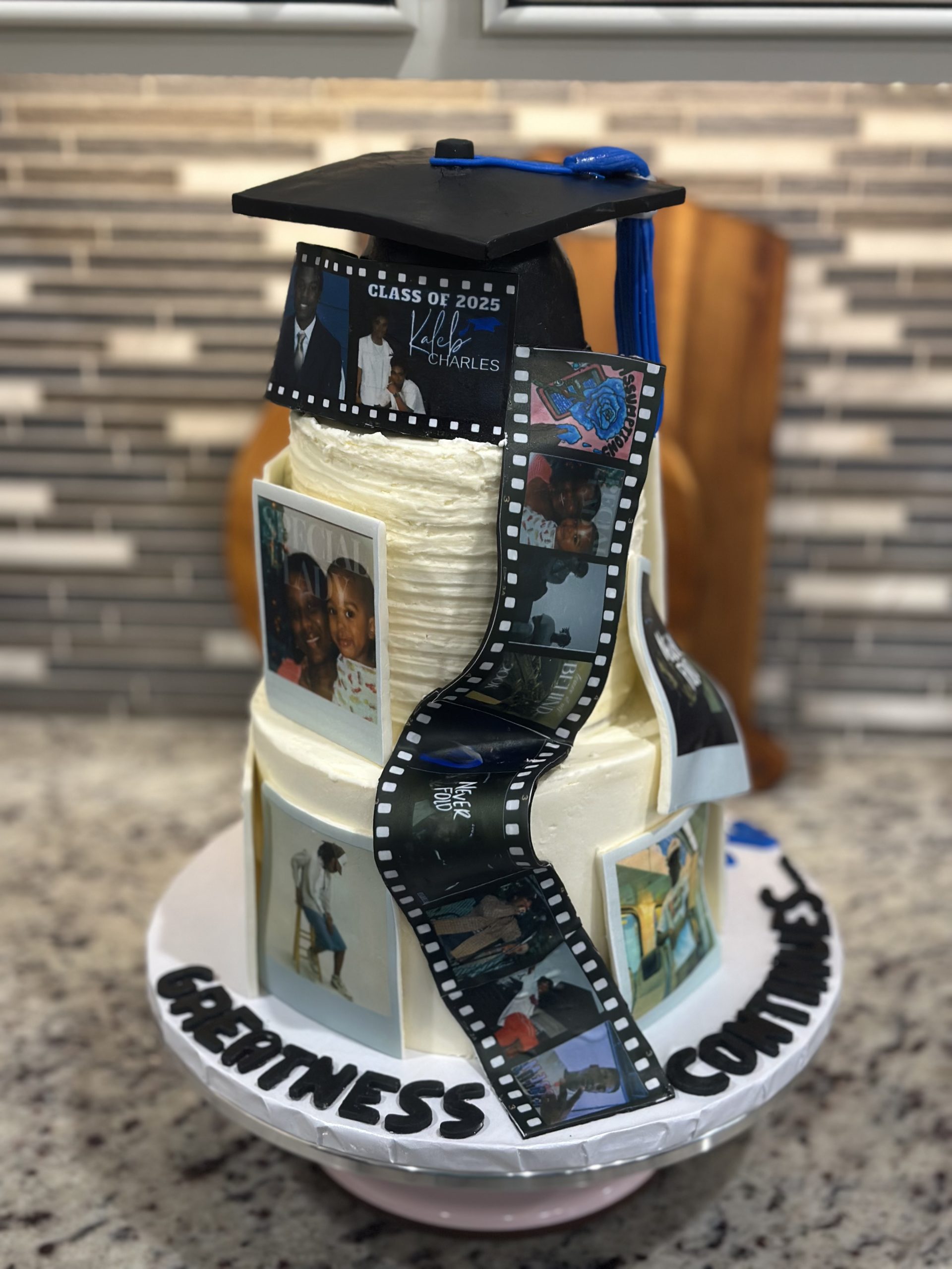 Graduation Cake Pammy's Kakes